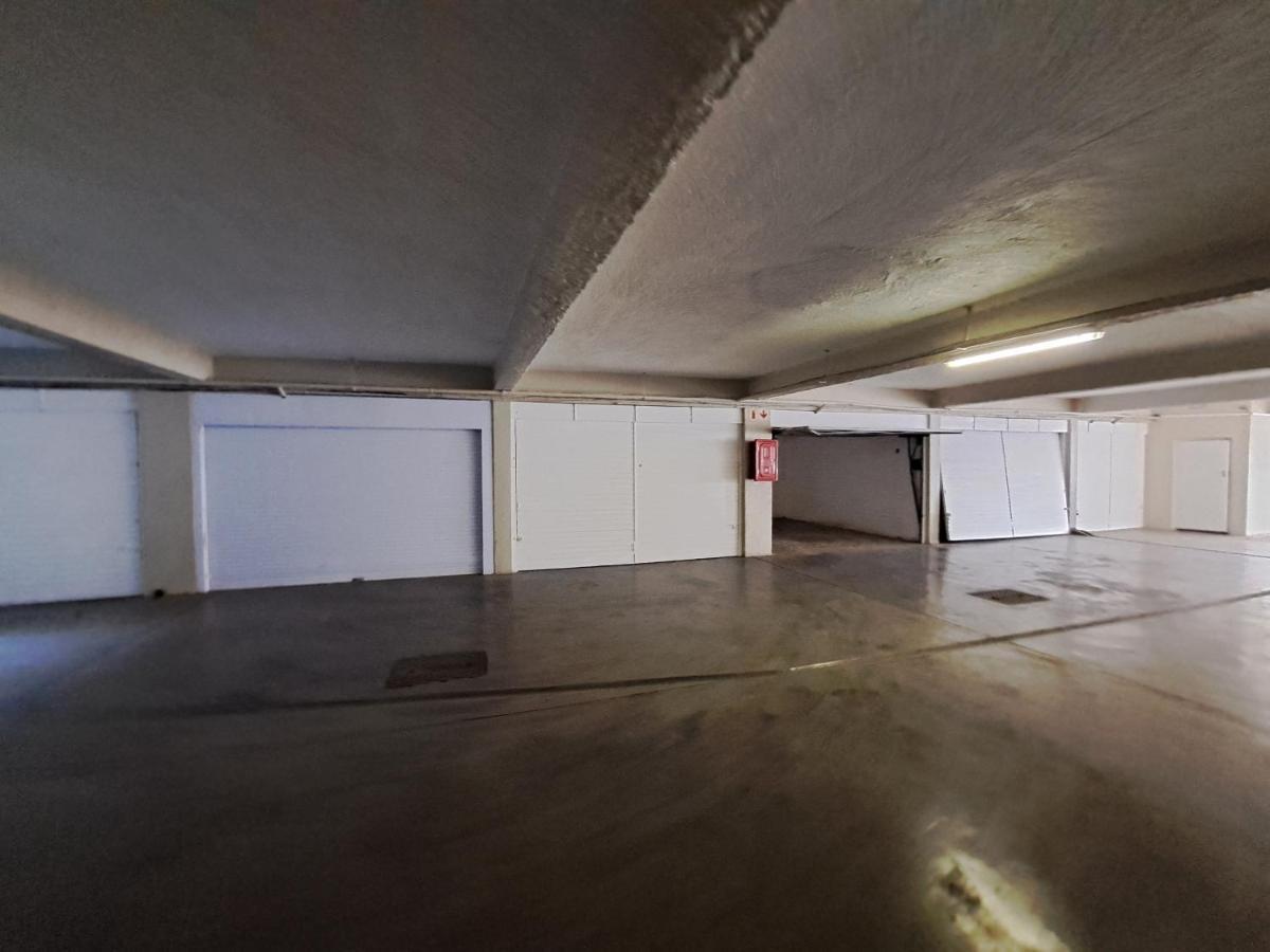 3 Bedroom Sea Facing Family Apartment Cape Town Moullie Point Екстер'єр фото