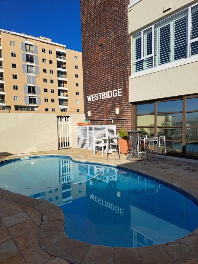 3 Bedroom Sea Facing Family Apartment Cape Town Moullie Point Екстер'єр фото
