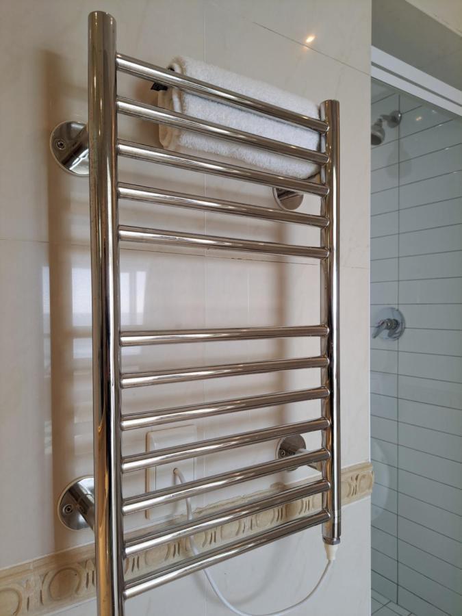 3 Bedroom Sea Facing Family Apartment Cape Town Moullie Point Екстер'єр фото